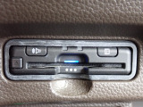 ■【ETC車載器】が装備されています。セットアップをしてお渡しとなり、ETCカードを差し込むだけで高速道路の利用が可能です。