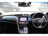 操作性に優れた運転席となります!小物入れや各ボタンの配置にこだわり、使いやすいです!座り心地もよく視認性も良好なのでロングドライブもお任せ下さい!