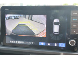 バックモニター付ですので、車庫入れも駐車もラクラクです。
