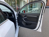 ドアを開けると上質で上品な室内空間が広がり細部までこだわったAudiデザイン性と、物づくりのこだわりを感じて頂けます。詳しくは0078-6002-900146中古車スタッフまで
