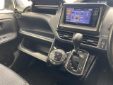 【 オートエアコン 】車内温度を感知して自動で温度調整をしてくれるのでいつでも快適な車内空間を創り上げます!