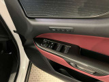 運転の操作性、快適性など全てはシートポジションから始まります。ドライバーごとの好みのポジションを記憶できるシートメモリーは、欠かせない機能です。