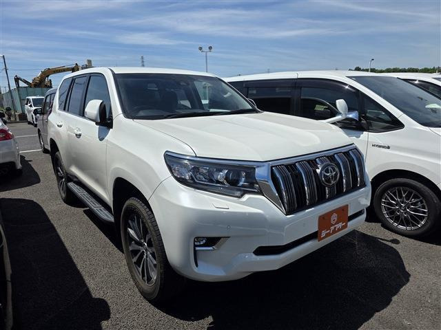 ランドクルーザープラド 2.8 TX Lパッケージ ディーゼル 4WD 禁煙車 純正9インチナビ...