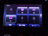 センターパネルにスッキリと収まった純正オーディオ(CD再生AM/FMチューナー)です。お気に入りの音楽・ラジオを聴きながら楽しいドライブをお楽しみくださいね。