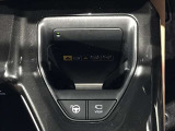 縦置きが出来る置くだけ充電機能つきです^^