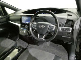 ご覧の車両以外にも多数のU-Carを展示販売しております。