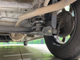 お車を安心してお乗りいただく為には、足回りの定期点検が欠かせません。サービスサポート(有償保証)では無料点検もご提供しており、安心のカーライフをお過ごしいただけるサポート体制が整っています。