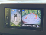 【マルチアラウンドモニター】専用のカメラにより、上から見下ろしたような視点で360度クルマの周囲を確認することができます☆死角部分も確認しやすく、狭い場所での切り返しや駐車もスムーズに行えます。