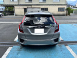 お買い得フィットハイブリット入庫しました 純正ナビバックカメラ 走行34000km機関良好 お気軽にお問い合わせください