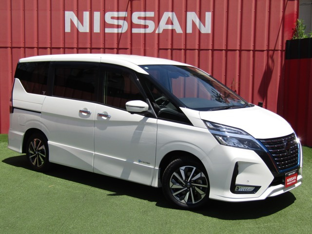 日産 セレナ 