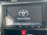 【純正ナビ】人気の純正ナビを装備しております。ナビの使いやすさはもちろん、オーディオ機能も充実!キャンプや旅行はもちろん、通勤や買い物など普段のドライブも楽しくなるはず♪