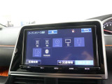 TV(フルセグ)、CD、DVD、Bluetooth機能も搭載しています。