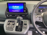 ホンダ純正コネクト対応メモリーナビ搭載ですので、遠距離へのお出かけもお任せください。