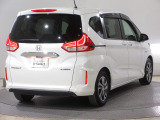 ボディクリーニング後、愛車をピカピカの状態へ保護するコーティング「ブライトパック」がおススメです!水垢がつきにくく、手入れがしやすくなりますよ!いつも愛車をきれいにしておきたい方におススメです。