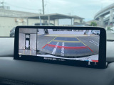 【360&deg;ビューモニター】専用のカメラにより、上から見下ろしたような視点で360度クルマの周囲を確認することができます☆死角部分も確認しやすく、狭い場所での切り返しや駐車もスムーズに行えます。