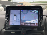 アラウンドビューモニター 駐車場での車庫入れや狭い道路での走行にカメラで確認が出来るので安心です。