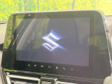 【メーカー純正ナビ】インテリアに溶け込むスタイリッシュな「専用設計」メーカーナビを装備♪視認性や操作性など基本性能にも優れ、より上質なカーライフをお楽しみいただけます。
