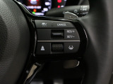 ACC『アダプティブクルーズコントロール』予め設定した車速内でクルマが自動的に加減速。前走車との適切な車間距離を維持しながら追従走行し、ドライバーの運転負荷を軽減します。