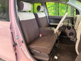 運転席シート廻りは使用感も少なく、良好な状態となっています。丁寧に使われていたことがよくわかりますね。