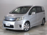 当社の新車販売店にて販売、下取りしたお車です。ワンオーナーで禁煙車、点検や車検は新車販売店にてお受けいただいておりました。詳しくはスタッフまでお問い合わせください。