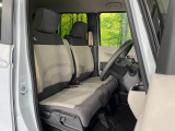 運転席シート廻りは使用感も少なく、良好な状態となっています。丁寧に使われていたことがよくわかりますね。