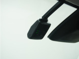 ◆ドライブレコーダー◆映像・音声などを記録する自動車用の装置です。 もしもの事故の際の記録はもちろん、旅行の際の思い出としてドライブの映像を楽しむことができます。