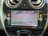 バックカメラつきで駐車時も安心♪