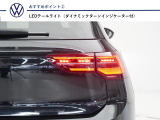 【LEDテールランプ】流れるリヤウィンカーをオプション装備。スタイリッシュと高級感を演出します。