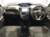 見通しの良いすっきりとした視界で誰でも運転しやすいです。運転のしやすさは疲れにくさにもつながりますよ♪