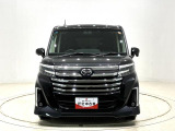 煌くメッキフロントグリルとスポーティーさが際立つ洗練されたスタイル。トールカスタムが入荷致しました。