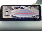 狭い場所での駐車やすれ違いなどでより的確な運転操作に役立つ360&deg;ビューモニターが装備されています。