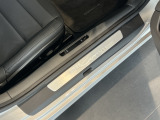 3.0リッター水平対向6気筒ツインターボエンジン 8速ポルシェ ドッペルクップルング(PDK) 後輪駆動 1X2 ポルシェ アクティブ サスペンション マネージメント(PASM)