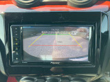 バックモニター◆バックが不安な方だけでなく、駐車に自信がある方も、実際に映像で見えると安心してバックできますよ!