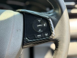 ハンドル右側スイッチは、ホンダセンシングの機能の一つ、「アダプティブクルーズコントロール」です。