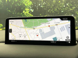 【メーカー純正ナビ】インテリアに溶け込むスタイリッシュな「専用設計」メーカーナビを装備♪視認性や操作性など基本性能にも優れ、より上質なカーライフをお楽しみいただけます。