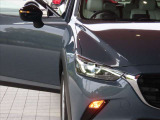 LEDヘッドランプが採用されておりますので夜間は運転もしやすく周囲からの視認性もばっちりです!