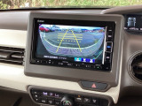 バックモニターにガイド線表示付きなので車庫入れも安心【カメラアングルは3パターンから選べます】知らない道でも安心して楽しくお出かけができます。