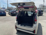 開口部は広く荷物の積み下ろしも便利です