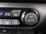 運転席と助手席には、シートヒーターを装備しています。冬場は必需品です!
