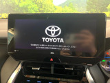 【12.3インチワイドナビ】高級感とインパクトのある大型ワイドナビを装備。各種オーディオ操作はもちろん、横長ワイド画面でのマップ2分割表示など、利便性も高いナビです♪