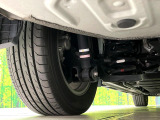 お車を安心してお乗りいただく為には、足回りの定期点検が欠かせません。サービスサポート(有償保証)では無料点検もご提供しており、安心のカーライフをお過ごしいただけるサポート体制が整っています。