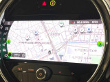 ●純正ナビ:一体感のあるナビは、高級感ある車内を演出してくれます。オーディオ機能も充実しておりますので、運転もより楽しめます♪