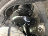 お車を安心してお乗りいただく為には、足回りの定期点検が欠かせません。サービスサポート(有償保証)では無料点検もご提供しており、安心のカーライフをお過ごしいただけるサポート体制が整っています。