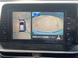 アラウンドビューモニターです☆車の前後左右にカメラがついており駐車時には上から車を見たような画面が見れますので、4方向の状況を確認することができる便利な機能です☆
