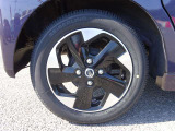 【タイヤ】 【純正14インチアルミホイール】《155/65R14》専用のアルミなのでお車のイメージぴったりですね!