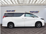 神奈川でお車を探すなら リバーサイド 。当店では在庫数800台展示中となります。残価設定型ゴジュッパローンをメインで販売しており月々のお支払いをお安く高年式車を乗りたい方へ是非ご検討ください。