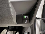 パーキングセンサーをはじめ、日常の運転をサポートするホンダセンシングを搭載しています。