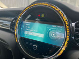 在庫車両はストックヤードにも保管してございます。あらかじめ在庫確認及びご来店日時のご連絡を頂けますと円滑なご案内が可能です。
