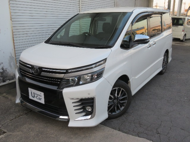 トヨタ ヴォクシー 