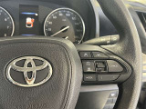 ステアリングスイッチが付いているので運転中も操作可能です